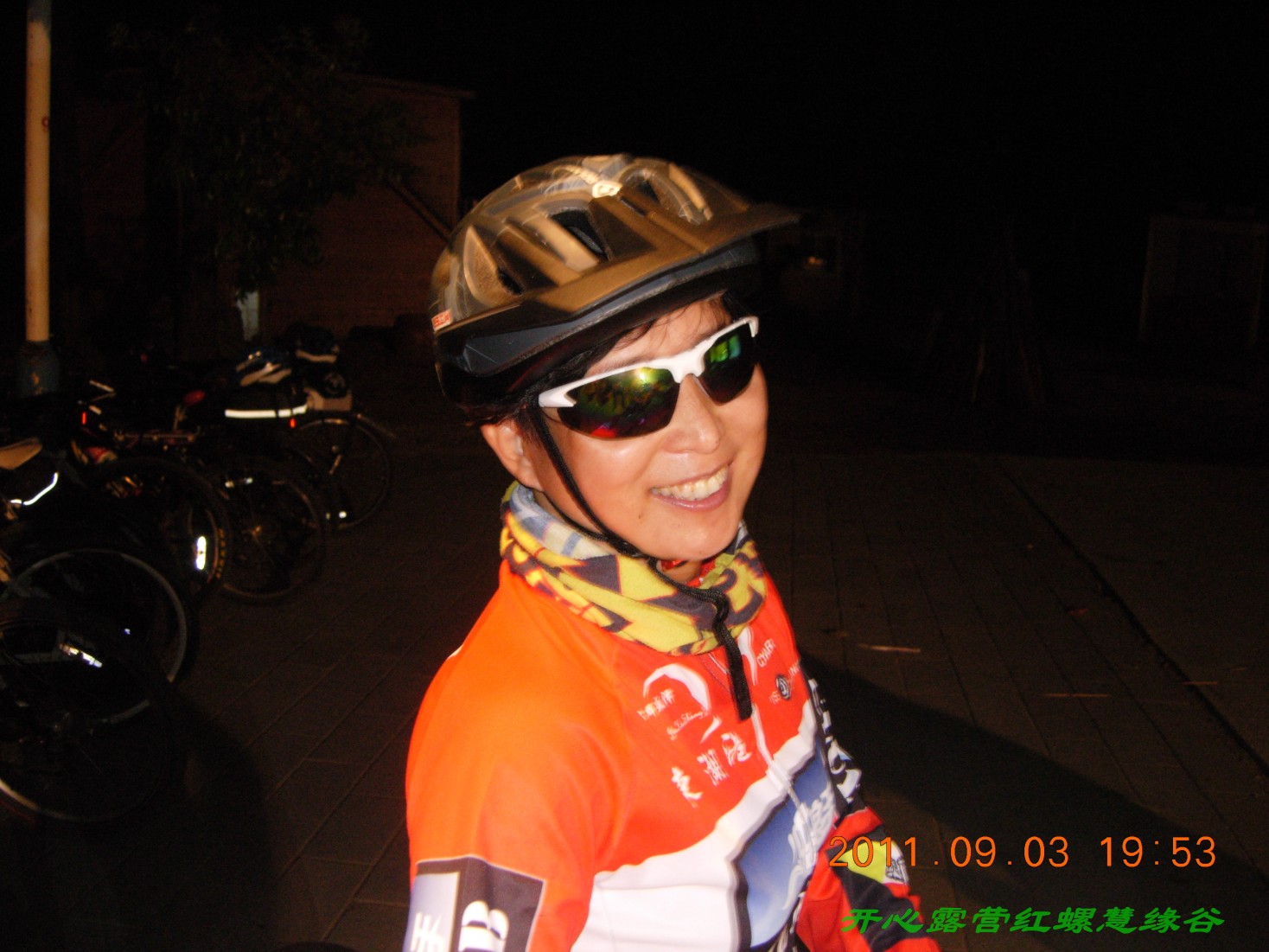 我们一直在等的车友吃饭时补拍的