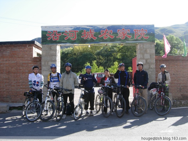 这是2009年10月4日上午拍的