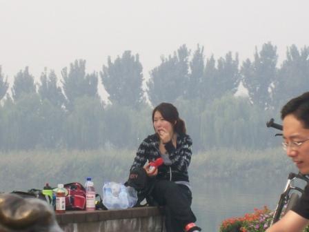 偷看什么呀！！