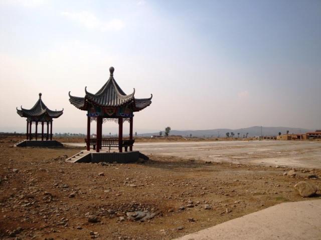 镇边堡新修的观潮亭