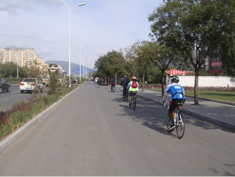 排队  排队~！.jpg