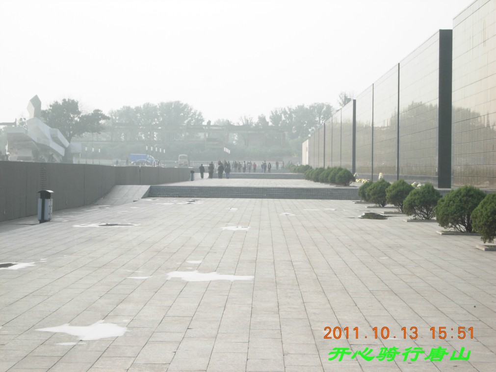 其实这只是部分逝去者的名字