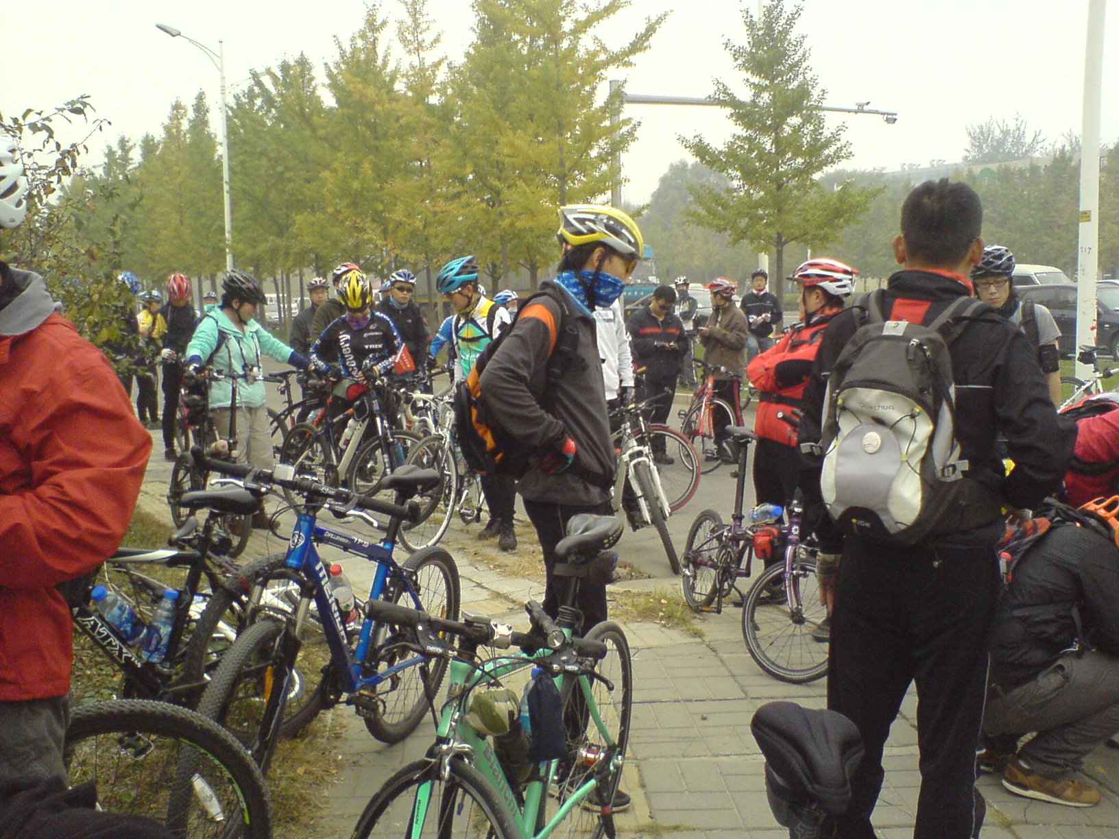 返途的岔路~人多吧~