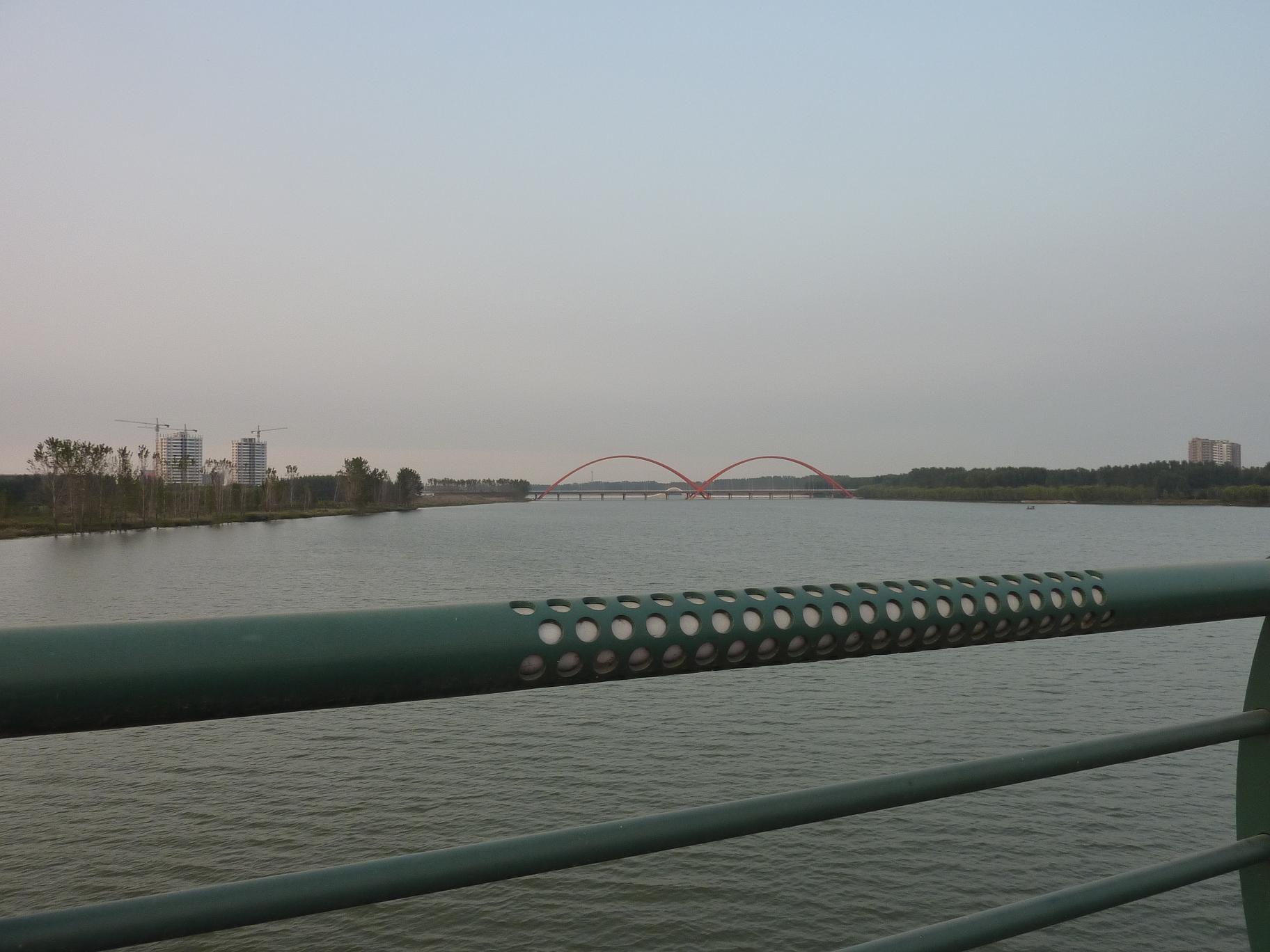 濰坊城邊的“濰河大橋”