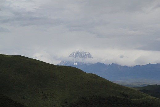 不知道什么雪山