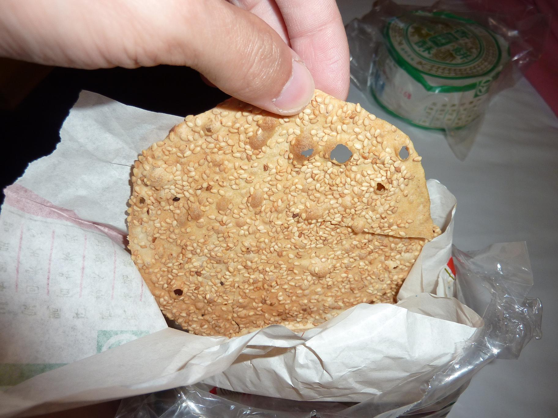 周村烧饼！味道上佳，要是再有些配菜就好了！呵呵 