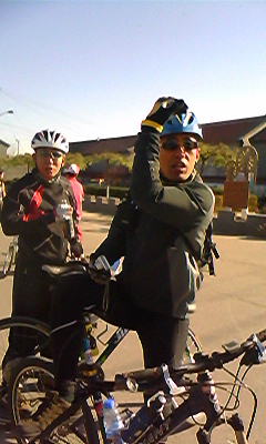 看看独行做什么？