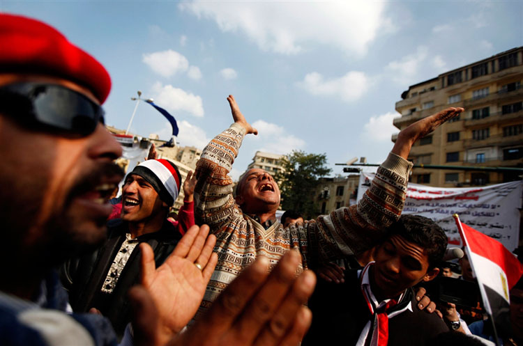 pb-111202-egypt-tahrir-nj-01.jpg