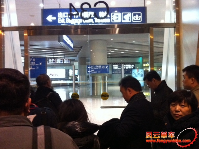 近在咫尺，却不能进去。