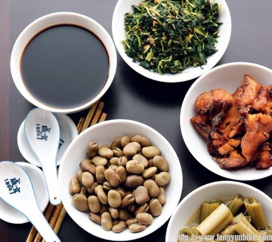 喝酒，小吃小菜是关键。