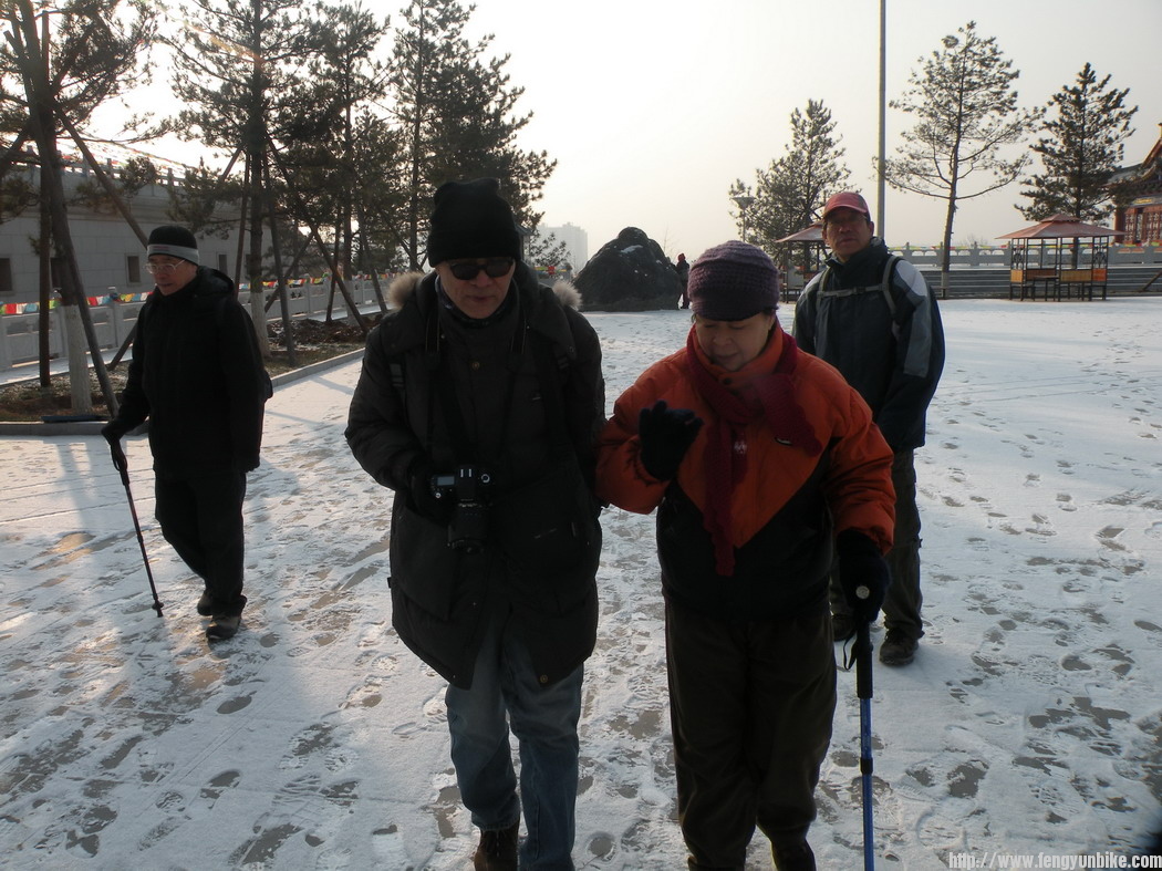 2012,1.8.爬冶仙塔 (34).JPG