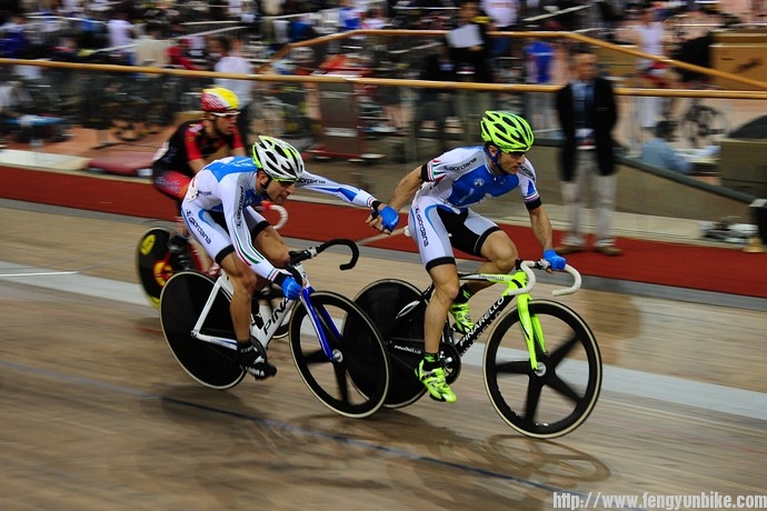 Giordana车队在交接。