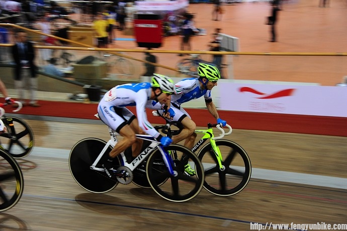 Giordana车队在交接。