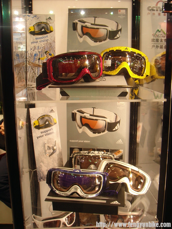 adidas护目镜1_副本.jpg