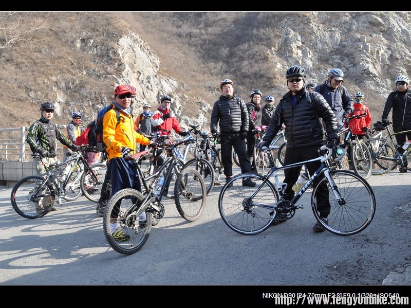 酒足饭饱准备肥家，老大你简直可以扮黑社会了