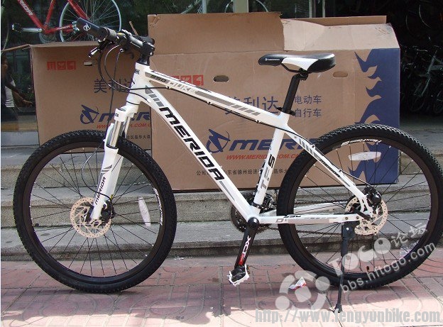 求鉴定车子型号