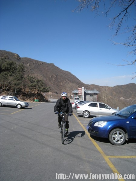 顶风作案妙峰山