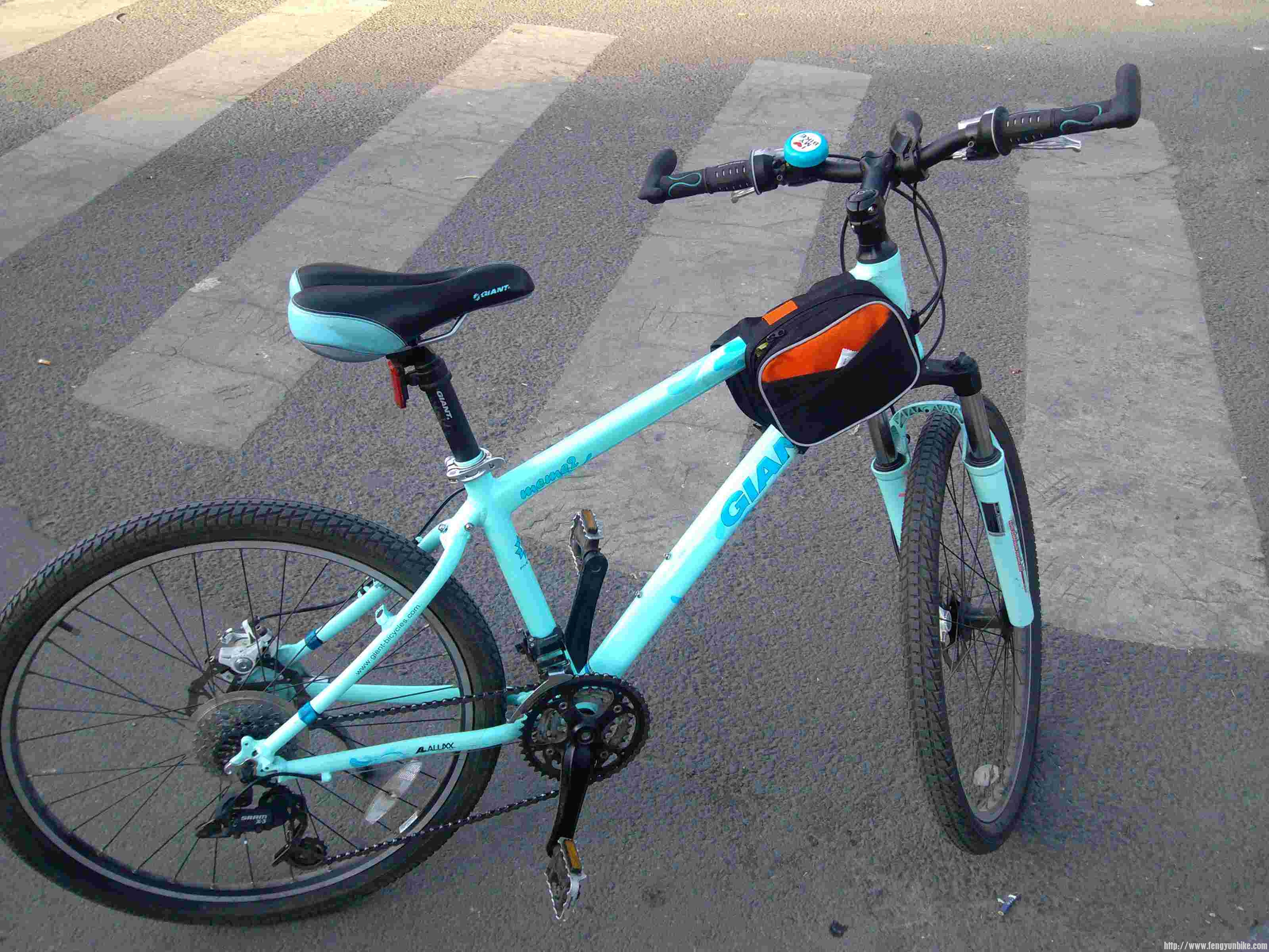 捷安特新款MEME2， SRAM变速系统，看来捷安特的SRAM路线越来越多了。