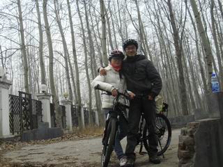 首次休息时的合照，用了风云骑友讲的自拍法