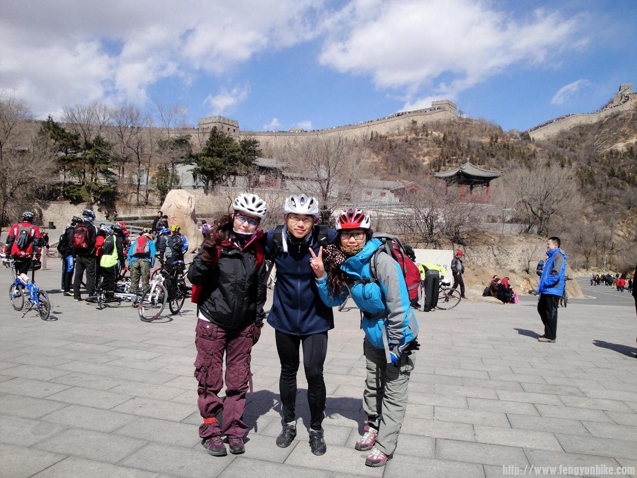 Guys, don't jealous with me!