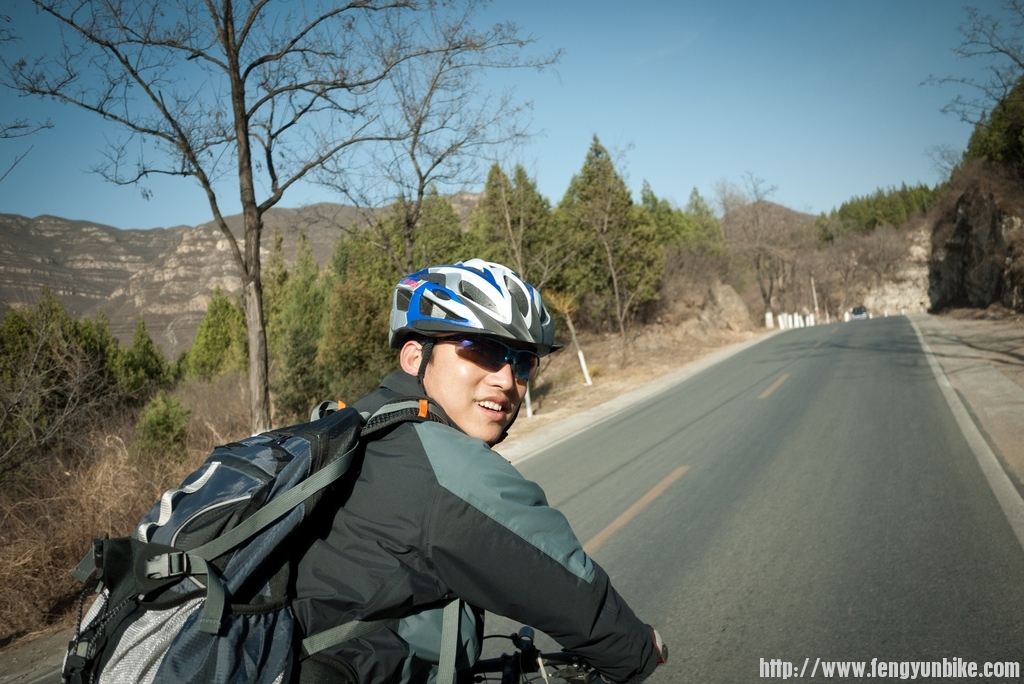 回眸的温柔，恰似一朵莲花不胜凉风的娇羞！