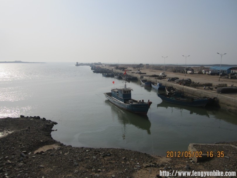 4.46渔船.jpg