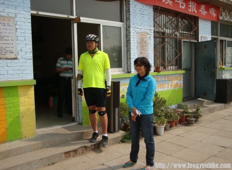 5.10红旗小学 011.jpg