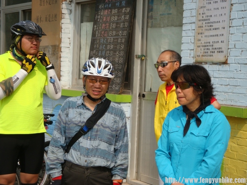 5.10红旗小学 018.jpg