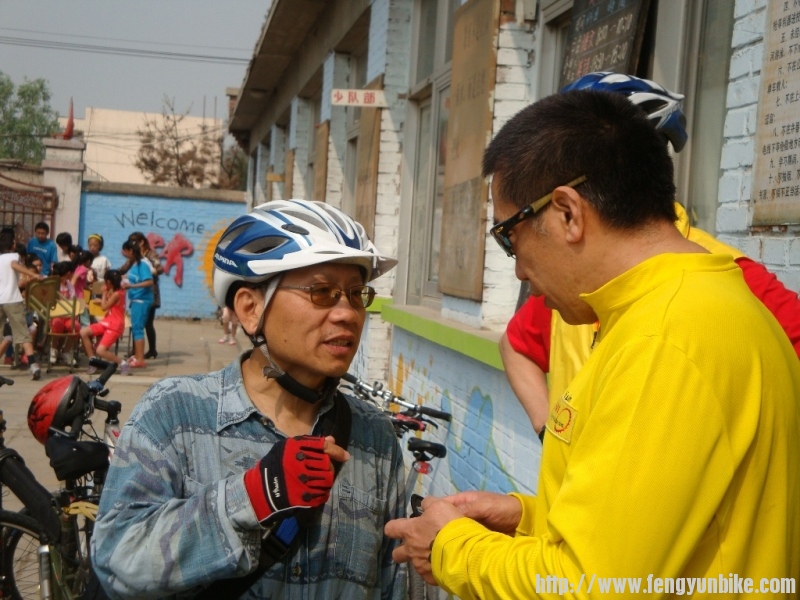 5.10红旗小学 025.jpg