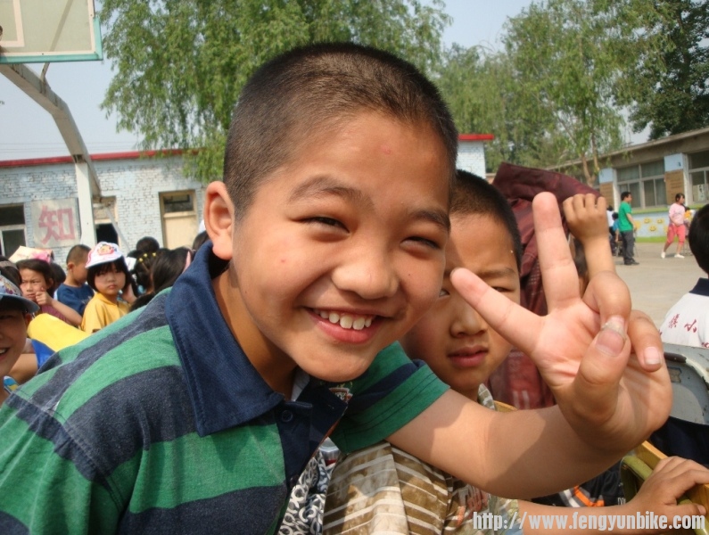 5.10红旗小学 036.jpg