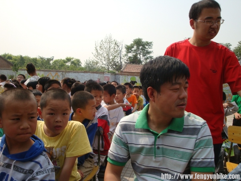 5.10红旗小学 044.jpg