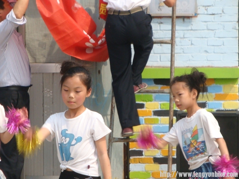 5.10红旗小学 061.jpg