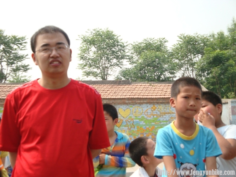 5.10红旗小学 077.jpg