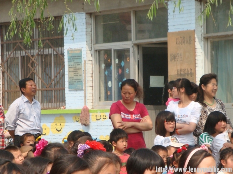 5.10红旗小学 078.jpg