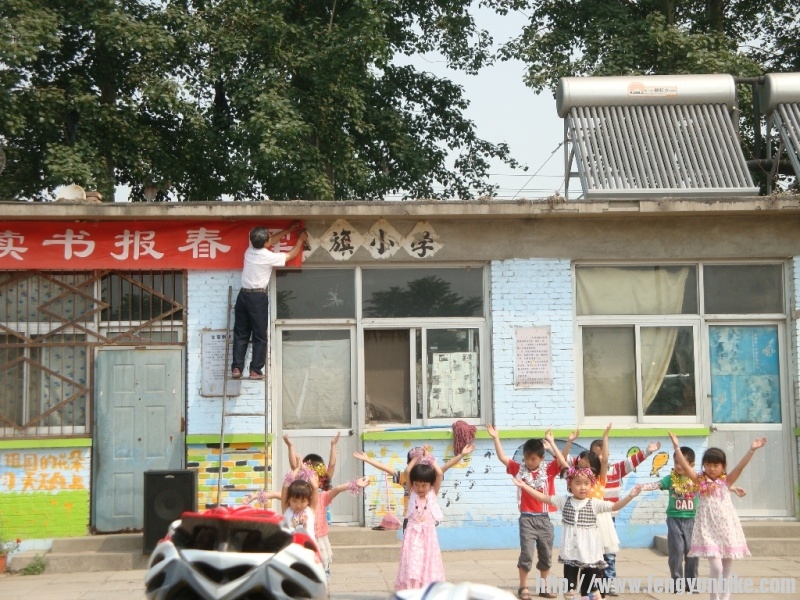 5.10红旗小学 083.jpg