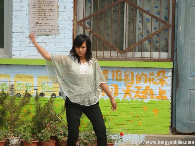 5.10红旗小学 092.jpg