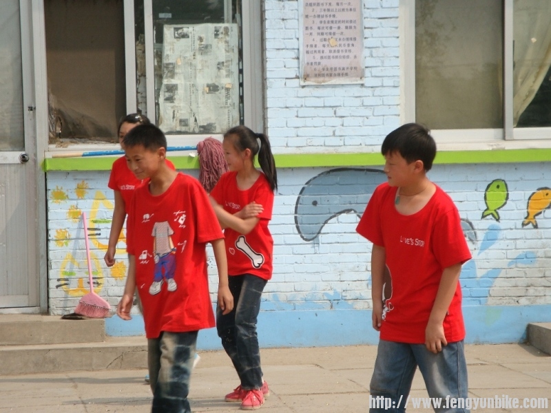 5.10红旗小学 096.jpg