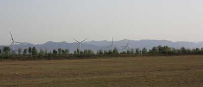 康西草原内 其实 草还没绿