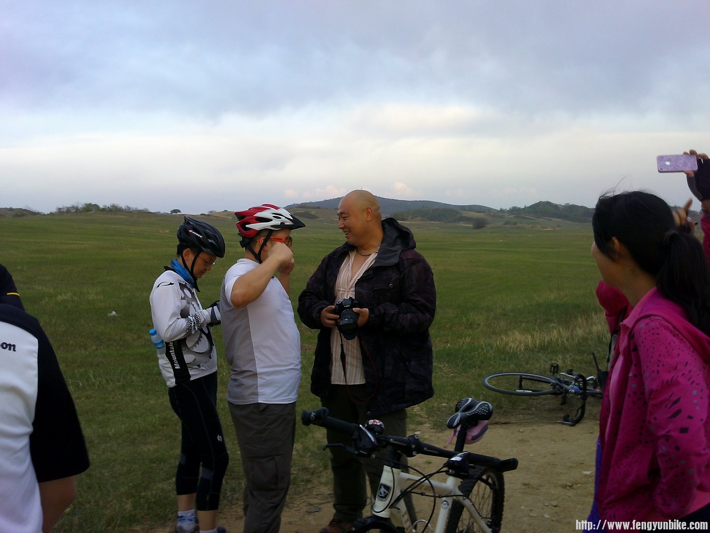 016-她们不懂 太OUT了.JPG