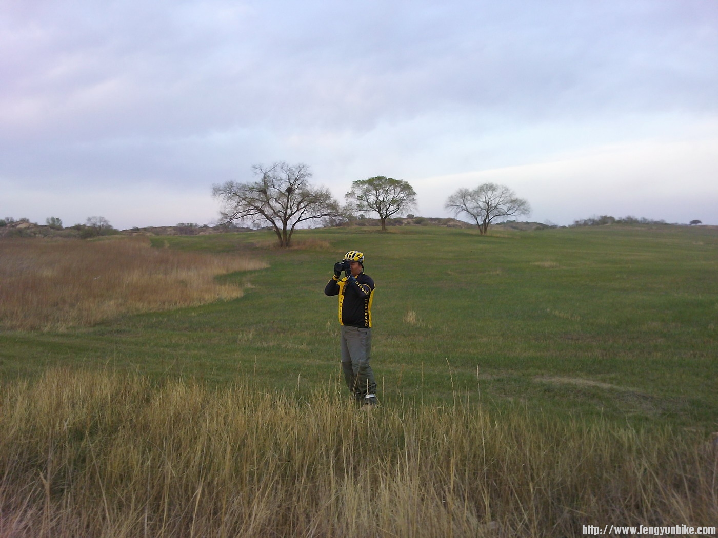 0003-哇 全在那边喝茶哈.JPG