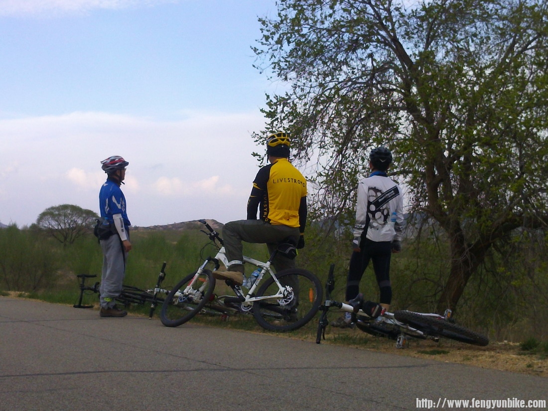 1-别了 多伦 呜呜.JPG