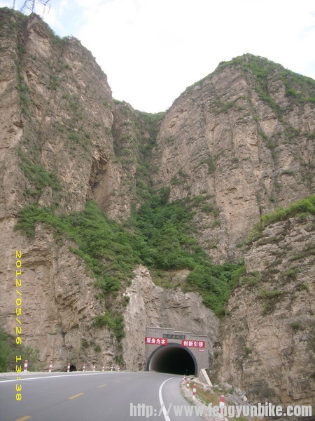 DSCI3473隔河寨隧道.JPG