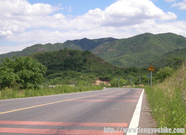 在这里第一次大唱空城计，原来路是那么遥远，先前是错觉