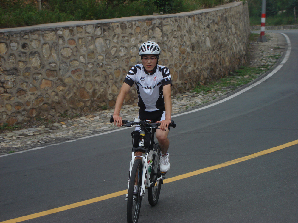 四海顶杏树台 002.jpg