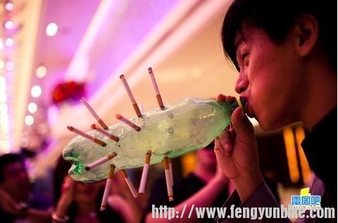 这样抽烟.jpg