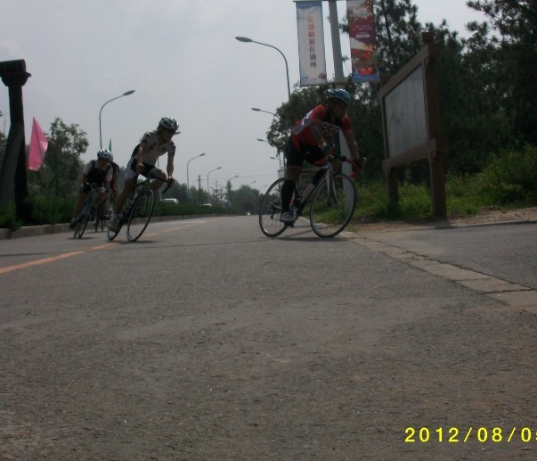 8。5朱通州大运河 公路组03.jpg