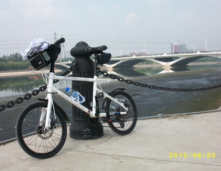 8。5朱通州大运河 一个人的归程.jpg