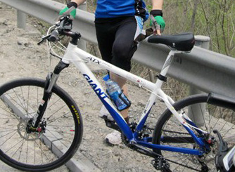 曾经的整车，图上坐管也送