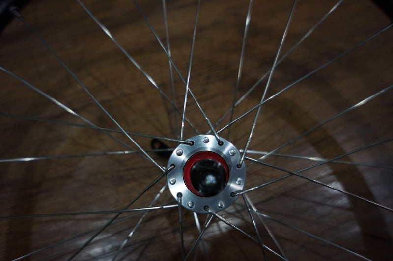 AM TSR-30原车轮组 002.jpg