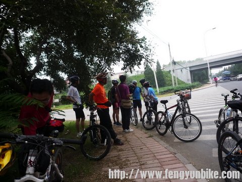 休息，新成员加入